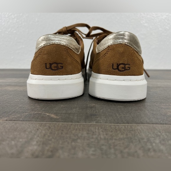 NEW UGG Alameda Lace Up Sneaker in Chestnut/Gold - Picture 3 of 9
